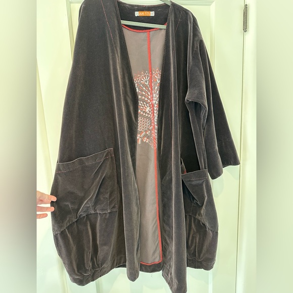 Blue Fish Hand Painted Cotton Velvet Coat in Silver Plum - Picture 5 of 8